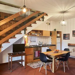  Appartamento Little Brick House On Hills With Balconies