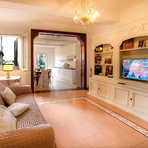  Appartamento Dama Charming 100m From Piazza Del Campo